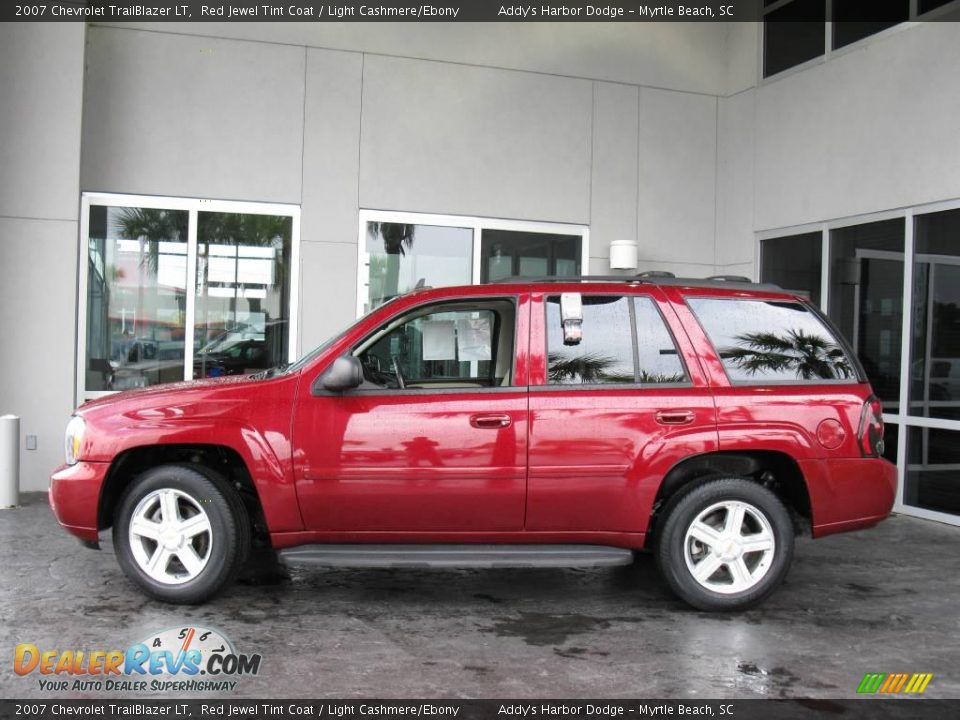 2007 Chevrolet TrailBlazer LT Red Jewel Tint Coat / Light Cashmere/Ebony Photo #6
