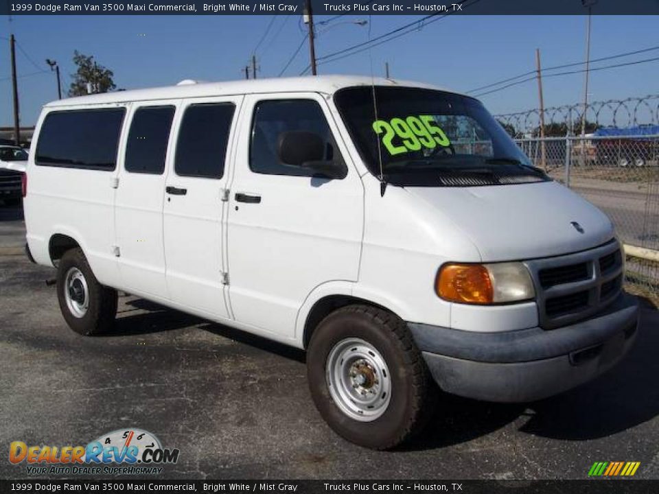 1999 Dodge Ram Van 3500 Maxi Commercial Bright White / Mist Gray Photo #3