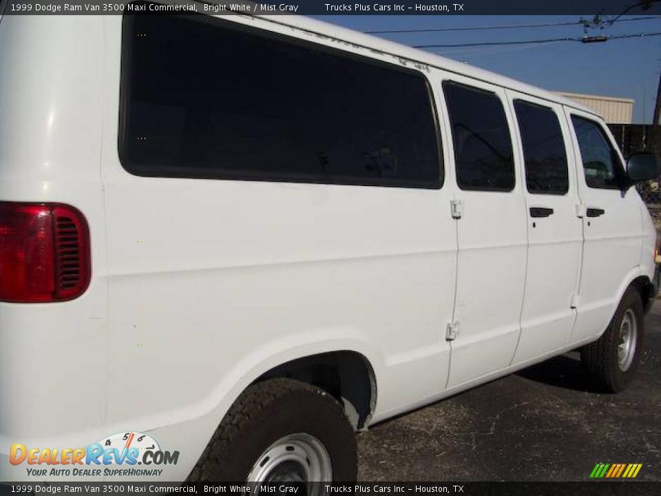 1999 Dodge Ram Van 3500 Maxi Commercial Bright White / Mist Gray Photo #11