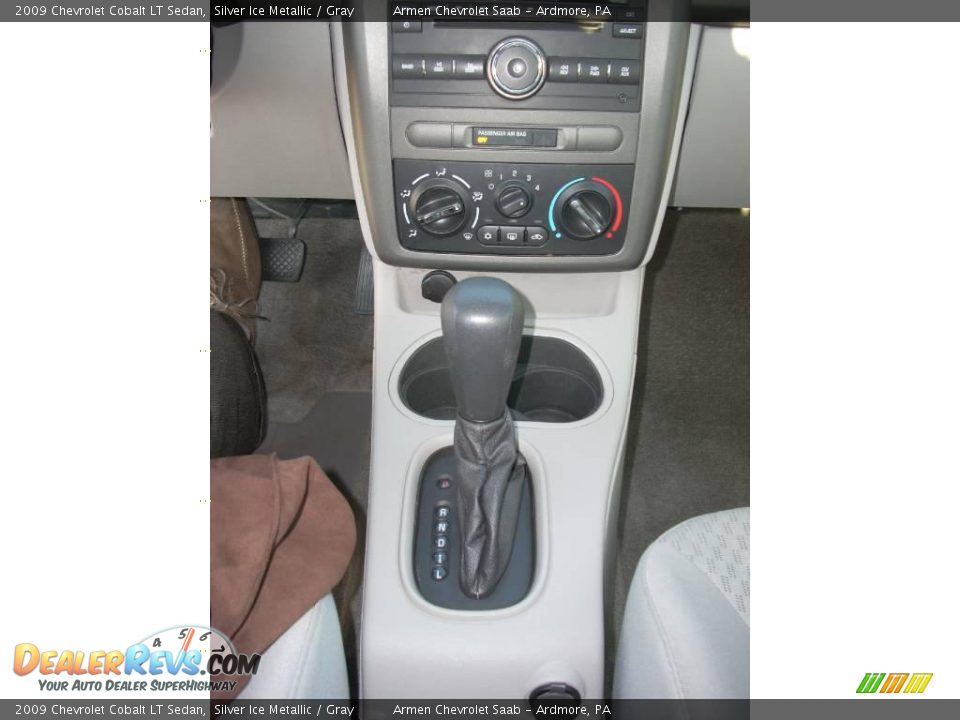 2009 Chevrolet Cobalt LT Sedan Silver Ice Metallic / Gray Photo #27