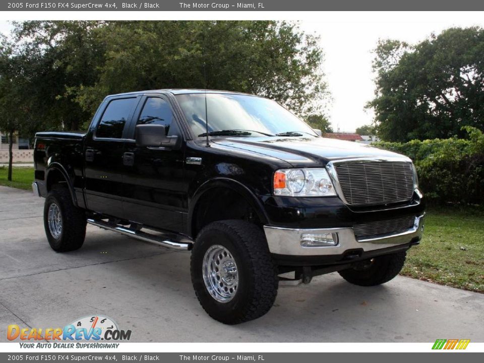 2005 Ford F150 FX4 SuperCrew 4x4 Black / Black Photo #18
