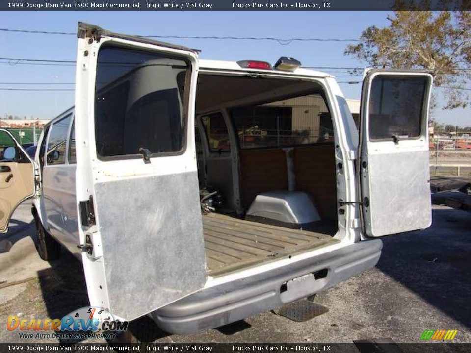 1999 Dodge Ram Van 3500 Maxi Commercial Bright White / Mist Gray Photo #29