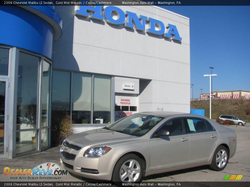 2009 Chevrolet Malibu LS Sedan Gold Mist Metallic / Cocoa/Cashmere Photo #1