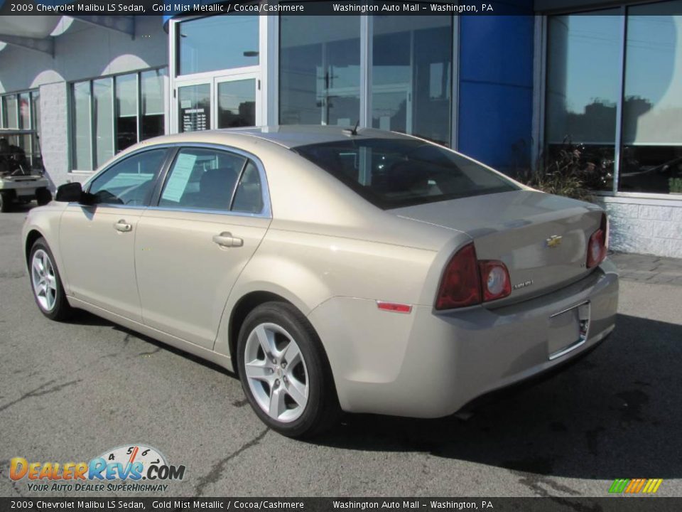2009 Chevrolet Malibu LS Sedan Gold Mist Metallic / Cocoa/Cashmere Photo #5
