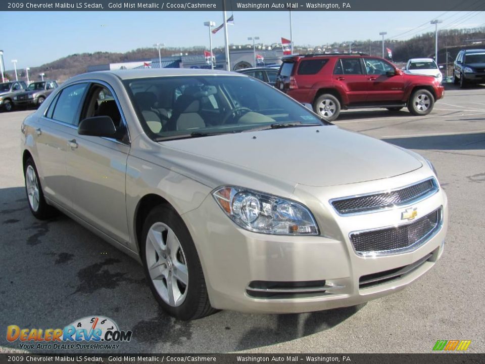 2009 Chevrolet Malibu LS Sedan Gold Mist Metallic / Cocoa/Cashmere Photo #9