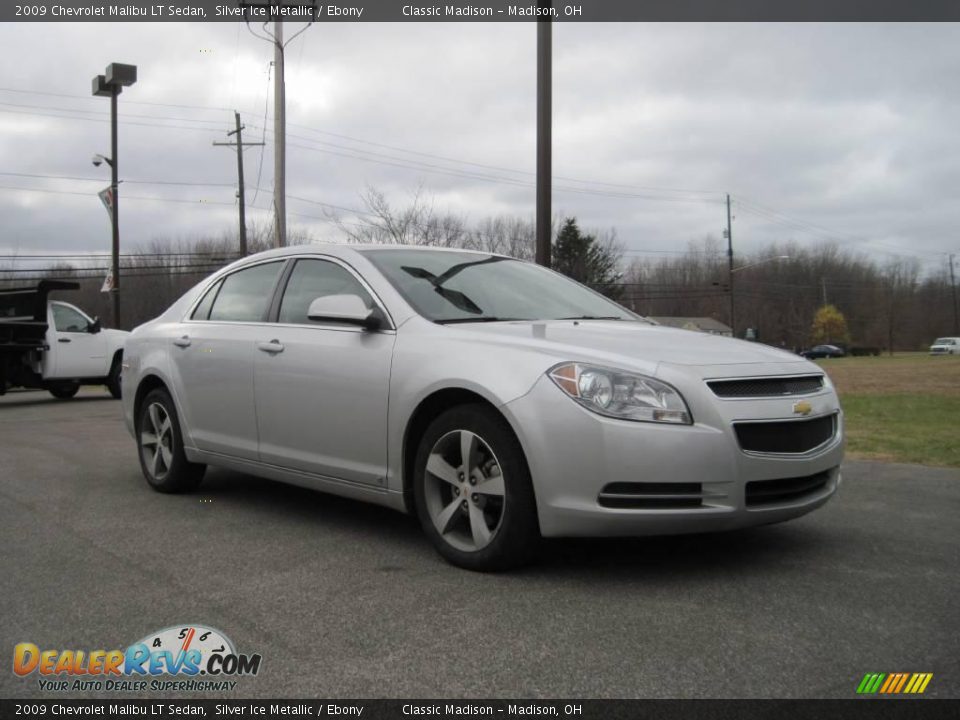 2009 Chevrolet Malibu LT Sedan Silver Ice Metallic / Ebony Photo #3