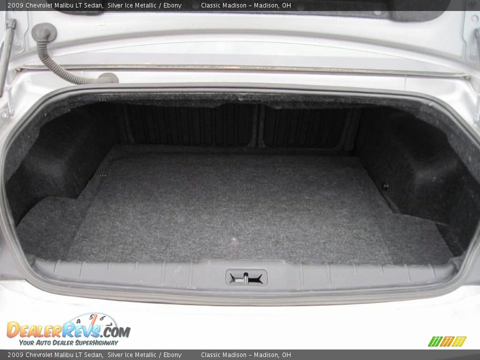 2009 Chevrolet Malibu LT Sedan Silver Ice Metallic / Ebony Photo #13