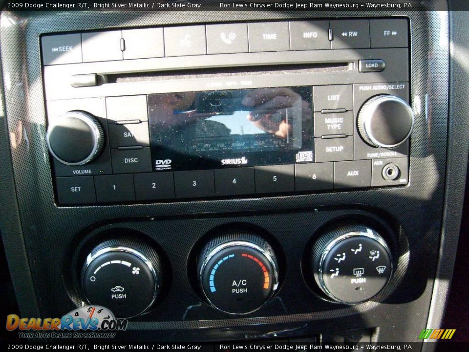2009 Dodge Challenger R/T Bright Silver Metallic / Dark Slate Gray Photo #24