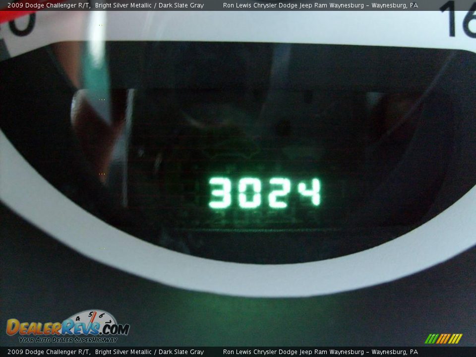 2009 Dodge Challenger R/T Bright Silver Metallic / Dark Slate Gray Photo #25