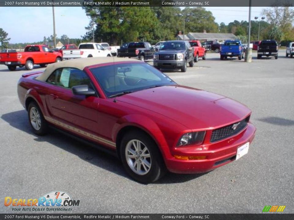2007 Ford Mustang V6 Deluxe Convertible Redfire Metallic / Medium Parchment Photo #3