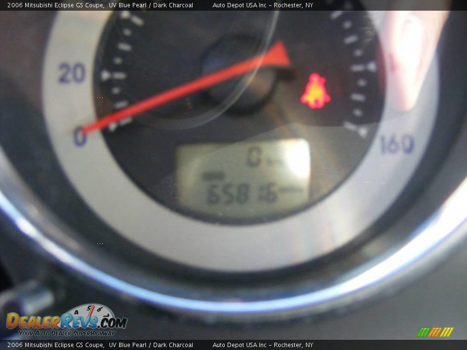 2006 Mitsubishi Eclipse GS Coupe UV Blue Pearl / Dark Charcoal Photo #12
