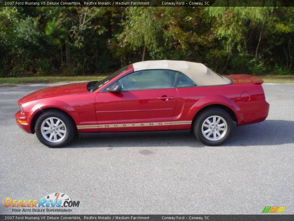 2007 Ford Mustang V6 Deluxe Convertible Redfire Metallic / Medium Parchment Photo #8