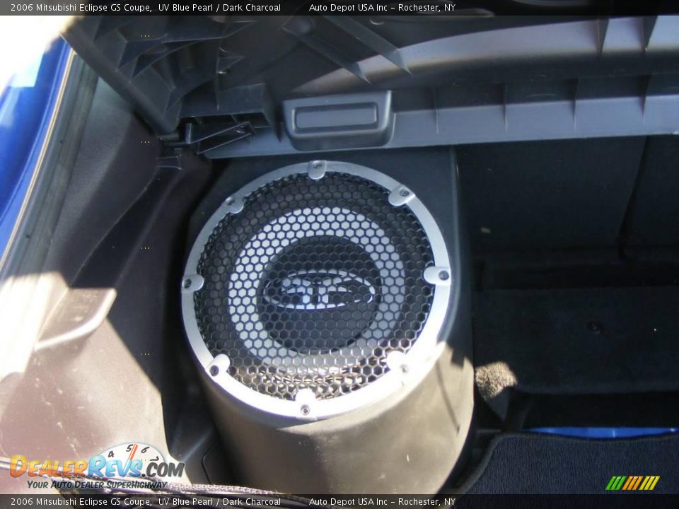 2006 Mitsubishi Eclipse GS Coupe UV Blue Pearl / Dark Charcoal Photo #16