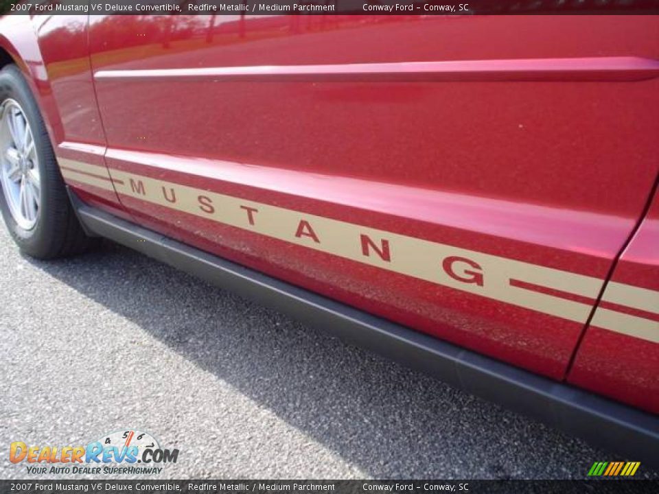 2007 Ford Mustang V6 Deluxe Convertible Redfire Metallic / Medium Parchment Photo #10