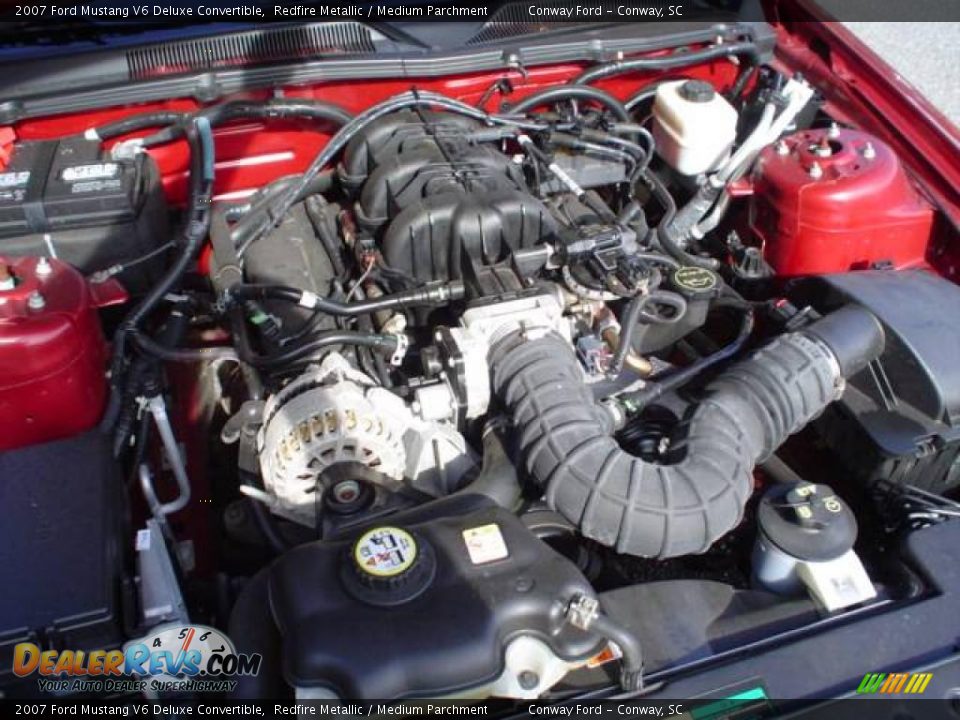 2007 Ford Mustang V6 Deluxe Convertible Redfire Metallic / Medium Parchment Photo #12