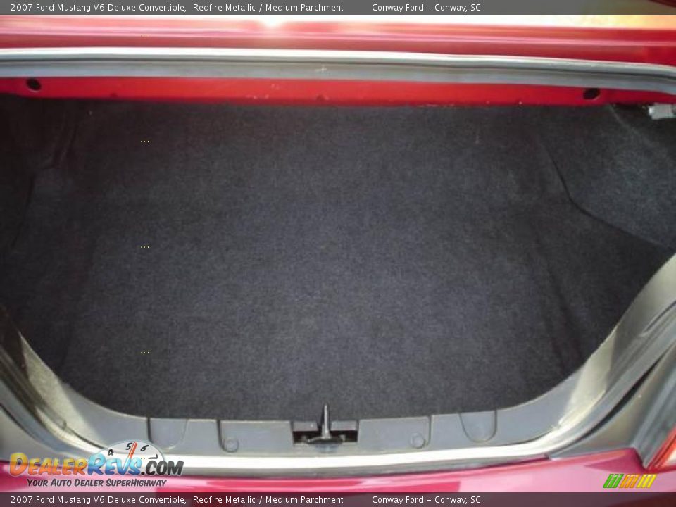 2007 Ford Mustang V6 Deluxe Convertible Redfire Metallic / Medium Parchment Photo #15