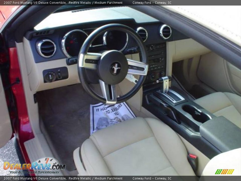 2007 Ford Mustang V6 Deluxe Convertible Redfire Metallic / Medium Parchment Photo #23