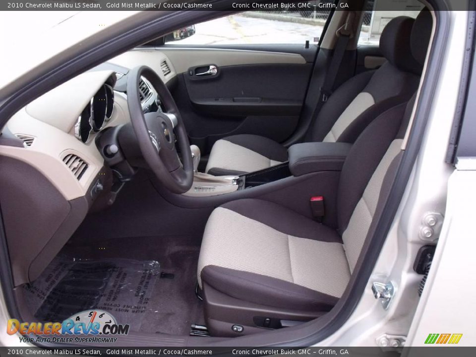 2010 Chevrolet Malibu LS Sedan Gold Mist Metallic / Cocoa/Cashmere Photo #10