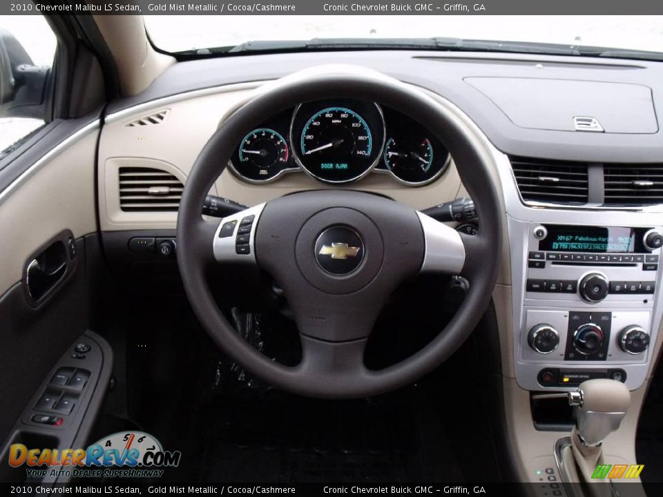 2010 Chevrolet Malibu LS Sedan Gold Mist Metallic / Cocoa/Cashmere Photo #15