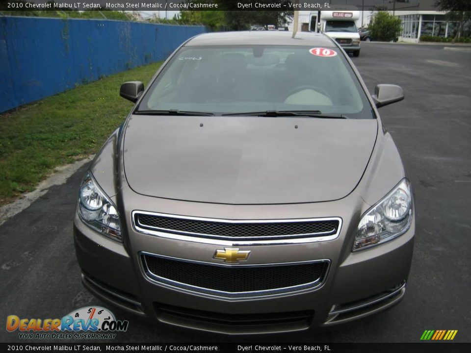 2010 Chevrolet Malibu LT Sedan Mocha Steel Metallic / Cocoa/Cashmere Photo #2