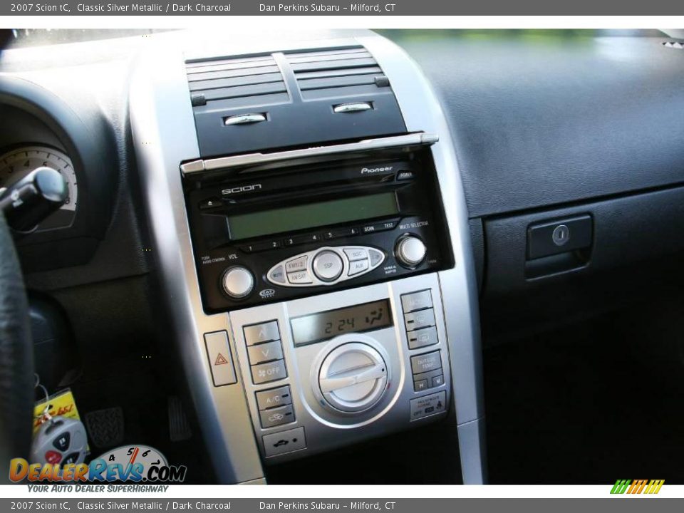 2007 Scion tC Classic Silver Metallic / Dark Charcoal Photo #21