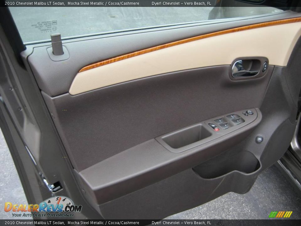 2010 Chevrolet Malibu LT Sedan Mocha Steel Metallic / Cocoa/Cashmere Photo #4