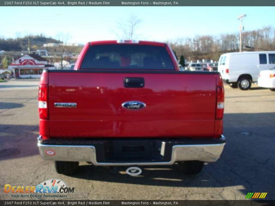 2007 Ford F150 XLT SuperCab 4x4 Bright Red / Medium Flint Photo #3