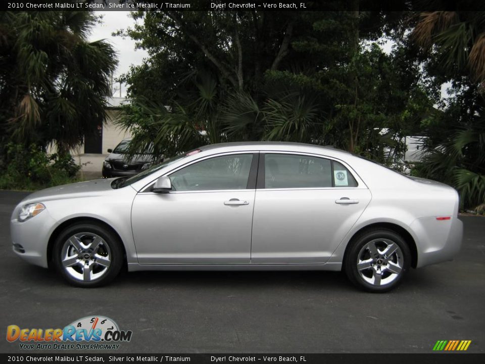 2010 Chevrolet Malibu LT Sedan Silver Ice Metallic / Titanium Photo #3