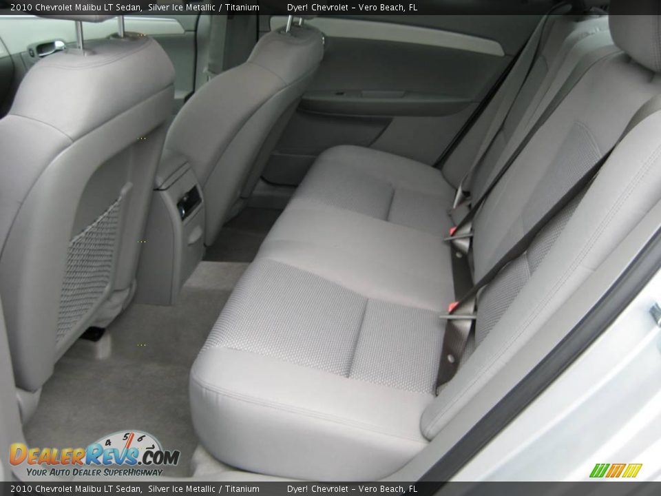 2010 Chevrolet Malibu LT Sedan Silver Ice Metallic / Titanium Photo #6