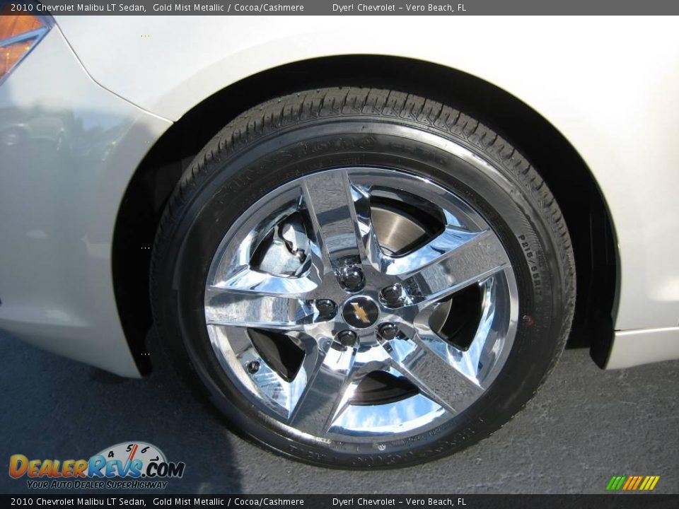 2010 Chevrolet Malibu LT Sedan Gold Mist Metallic / Cocoa/Cashmere Photo #4