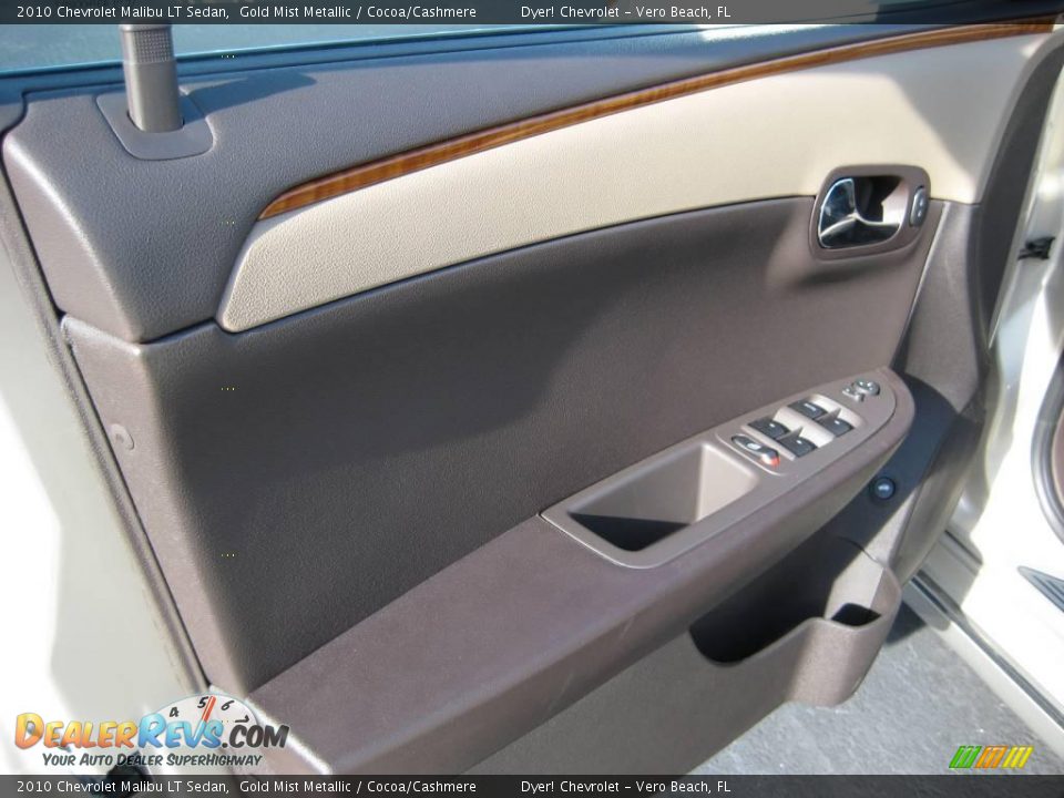 2010 Chevrolet Malibu LT Sedan Gold Mist Metallic / Cocoa/Cashmere Photo #5