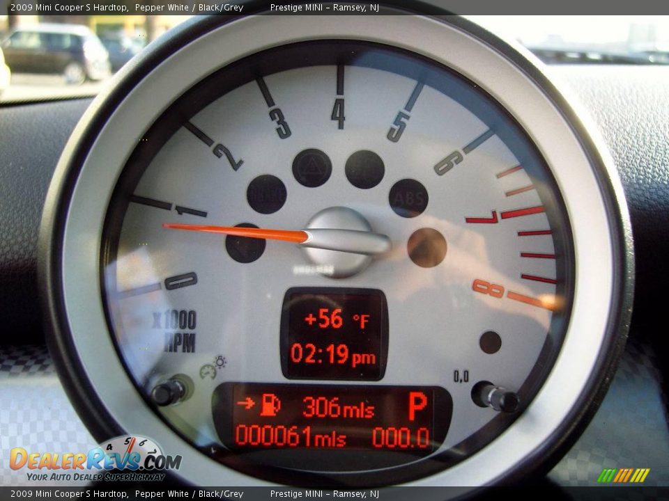 2009 Mini Cooper S Hardtop Pepper White / Black/Grey Photo #10