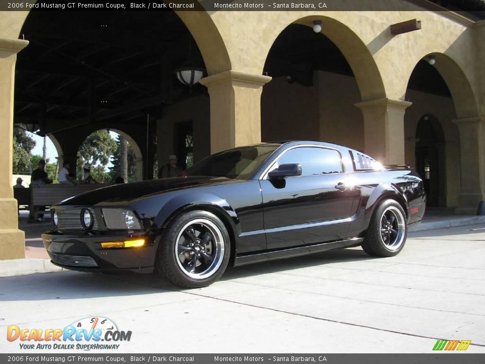 2006 Ford Mustang GT Premium Coupe Black / Dark Charcoal Photo #3