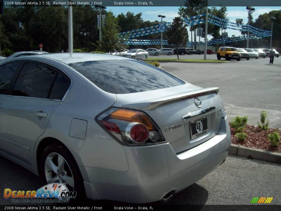 2008 Nissan Altima 3.5 SE Radiant Silver Metallic / Frost Photo #7