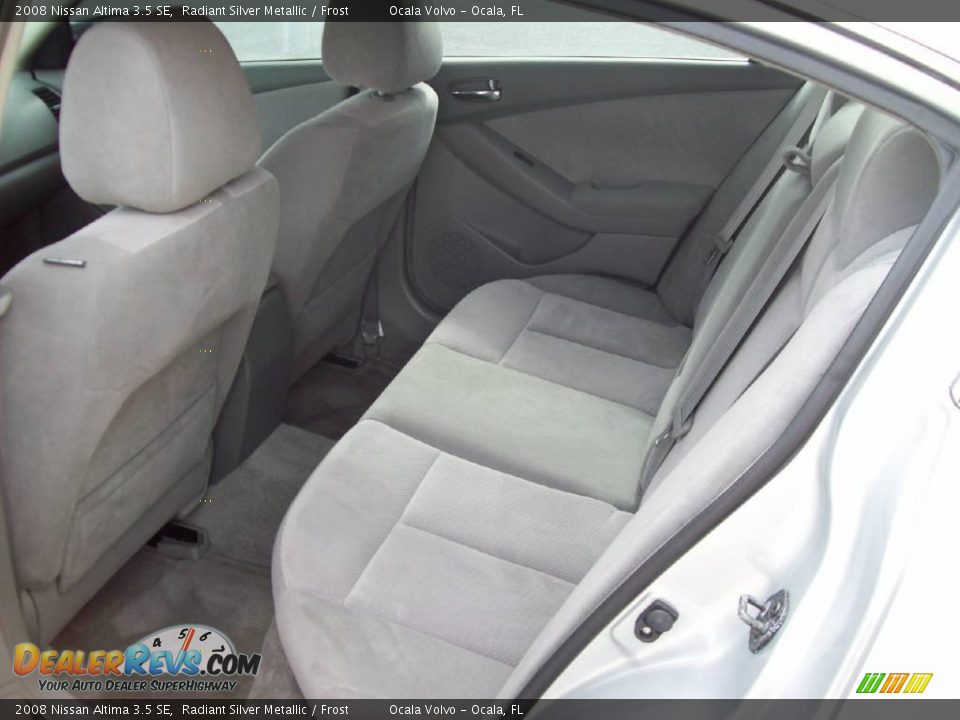 2008 Nissan Altima 3.5 SE Radiant Silver Metallic / Frost Photo #19
