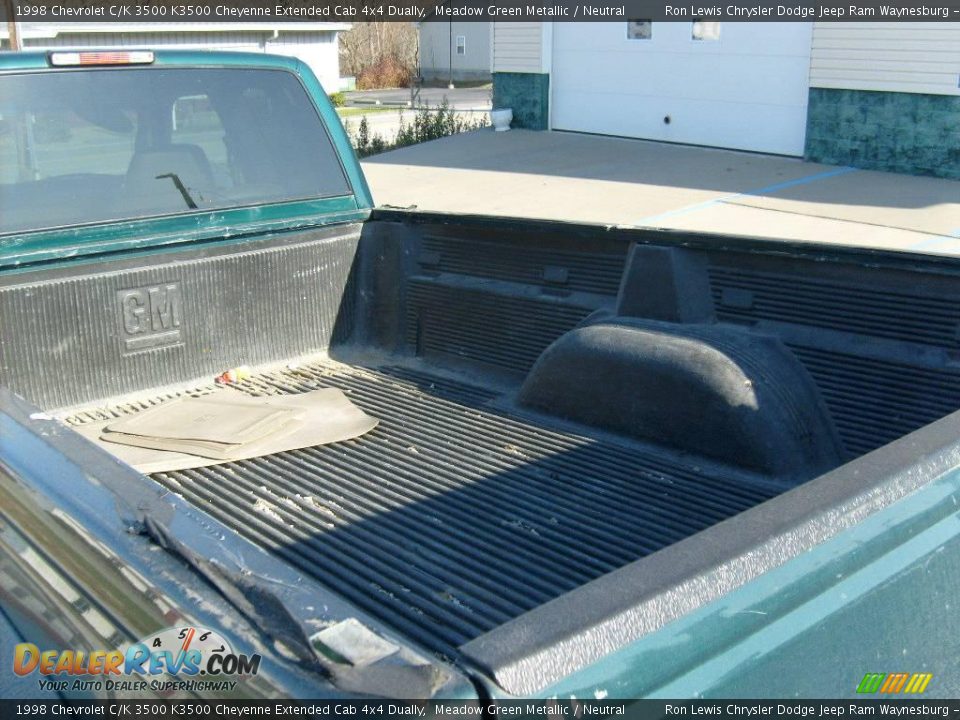 1998 Chevrolet C/K 3500 K3500 Cheyenne Extended Cab 4x4 Dually Meadow Green Metallic / Neutral Photo #14