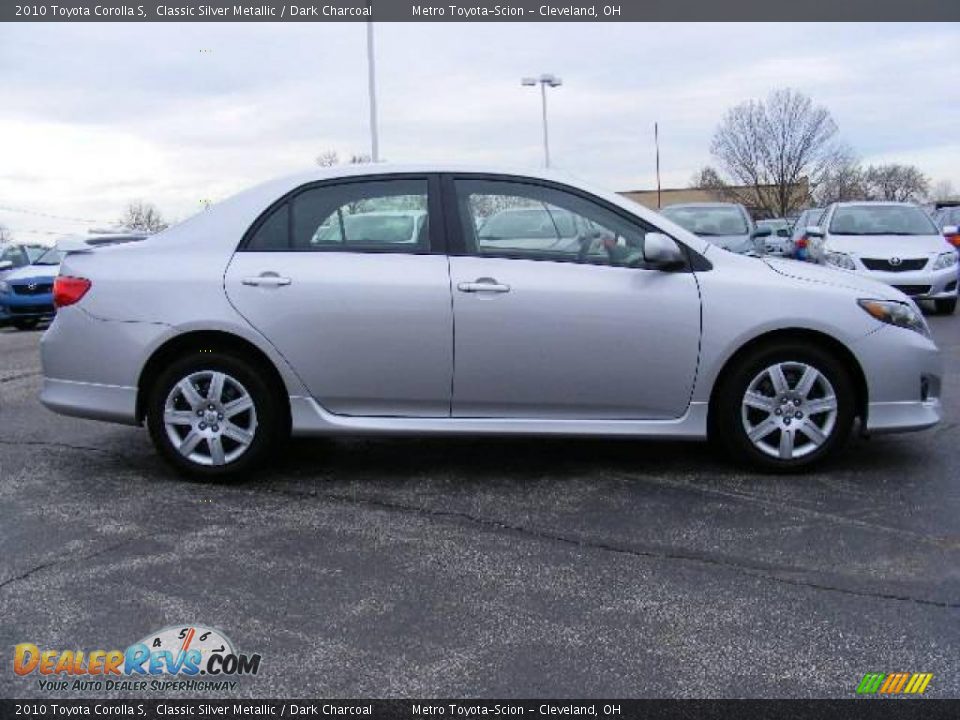 2010 Toyota Corolla S Classic Silver Metallic / Dark Charcoal Photo #2
