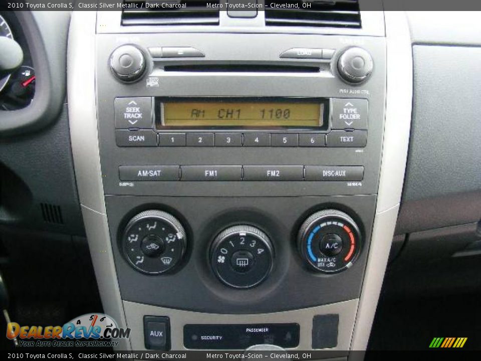 2010 Toyota Corolla S Classic Silver Metallic / Dark Charcoal Photo #18
