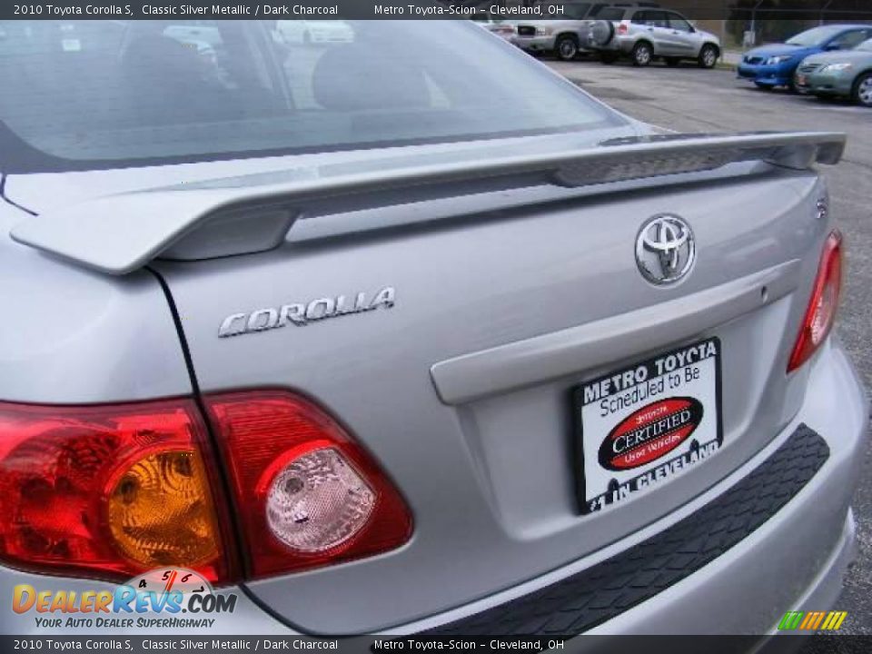 2010 Toyota Corolla S Classic Silver Metallic / Dark Charcoal Photo #24
