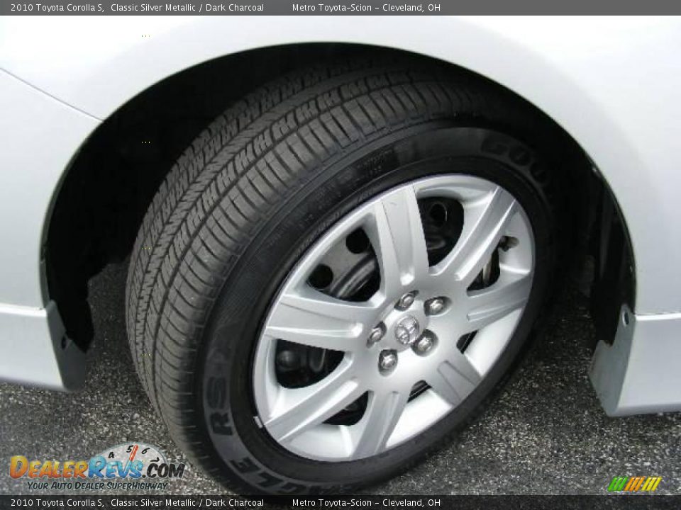 2010 Toyota Corolla S Classic Silver Metallic / Dark Charcoal Photo #25