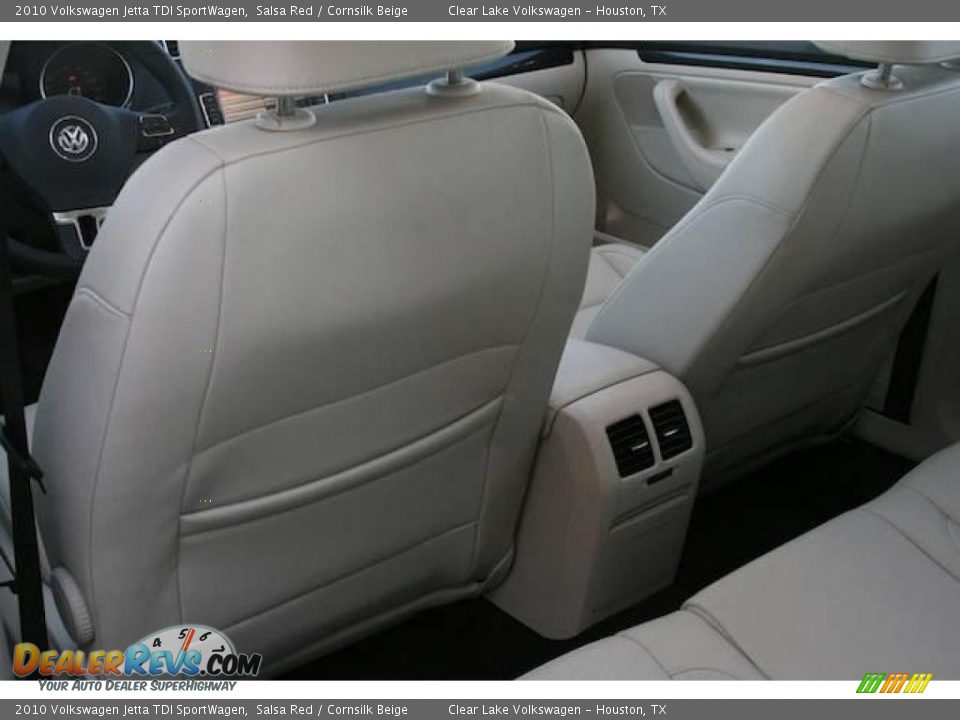 2010 Volkswagen Jetta TDI SportWagen Salsa Red / Cornsilk Beige Photo #13