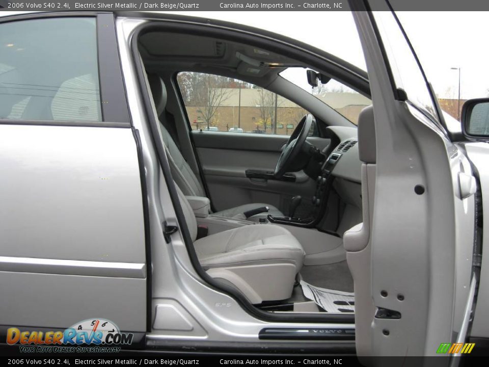 2006 Volvo S40 2.4i Electric Silver Metallic / Dark Beige/Quartz Photo #19