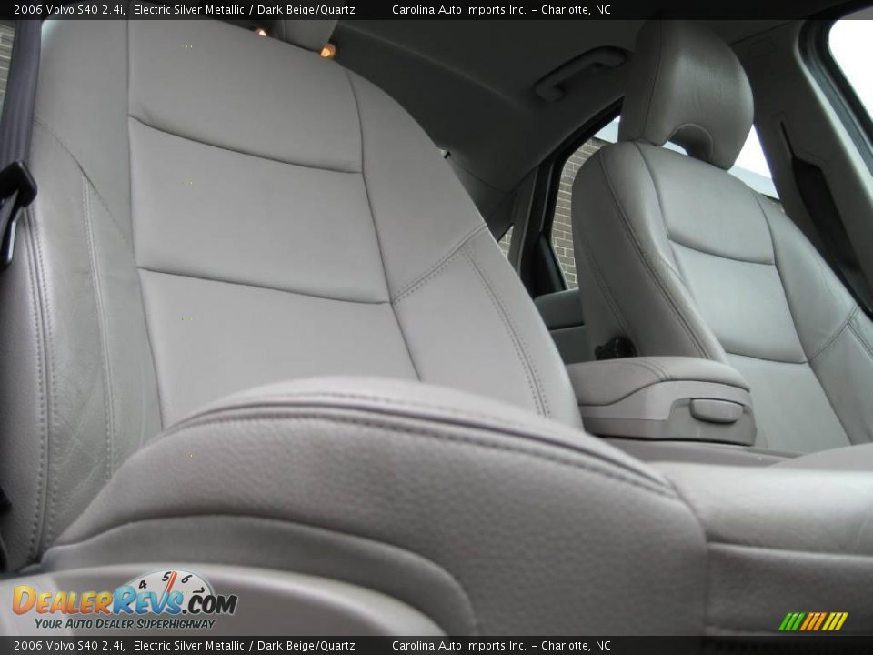 2006 Volvo S40 2.4i Electric Silver Metallic / Dark Beige/Quartz Photo #21