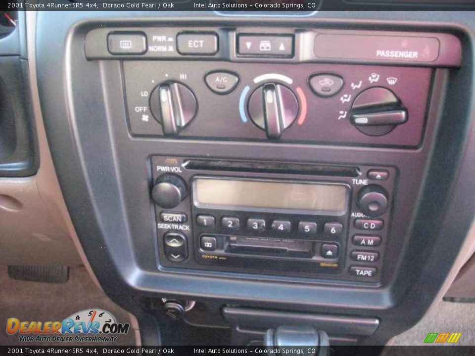 2001 Toyota 4Runner SR5 4x4 Dorado Gold Pearl / Oak Photo #8