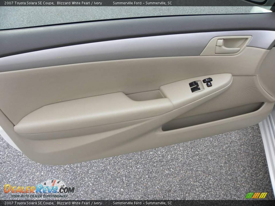 2007 Toyota Solara SE Coupe Blizzard White Pearl / Ivory Photo #6