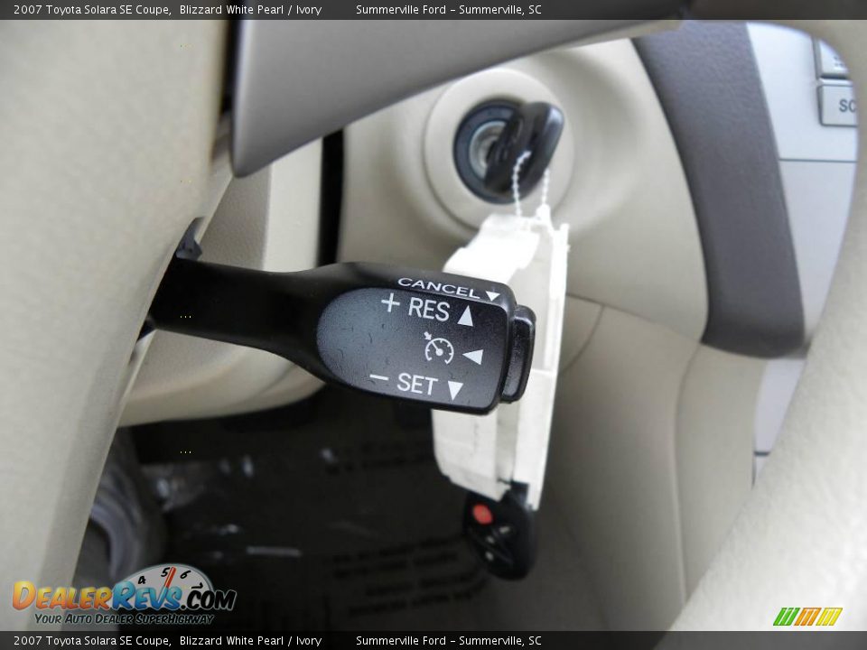 2007 Toyota Solara SE Coupe Blizzard White Pearl / Ivory Photo #19
