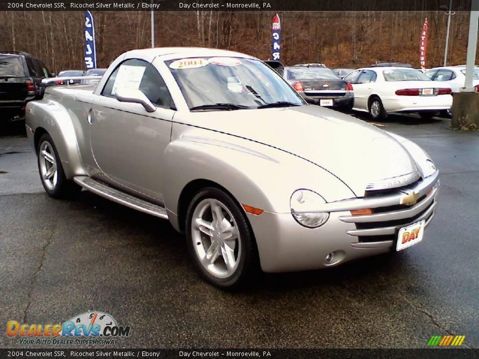 2004 Chevrolet SSR Ricochet Silver Metallic / Ebony Photo #1