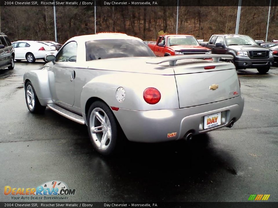 2004 Chevrolet SSR Ricochet Silver Metallic / Ebony Photo #5