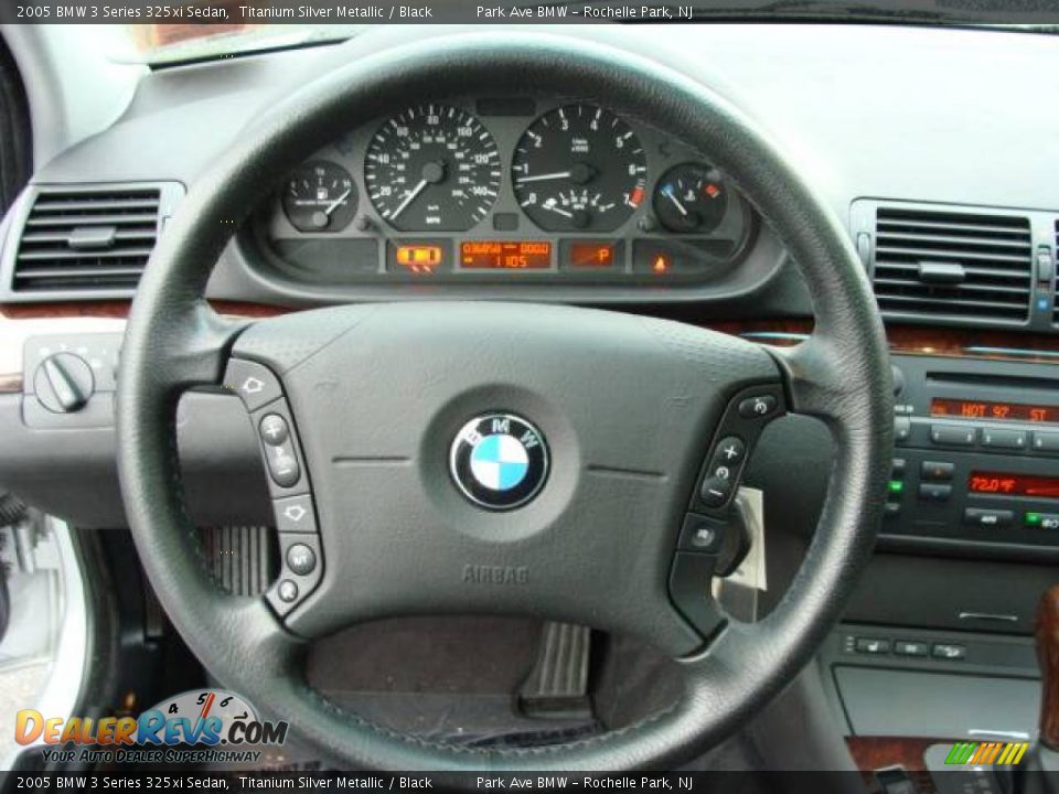 2005 BMW 3 Series 325xi Sedan Titanium Silver Metallic / Black Photo #13
