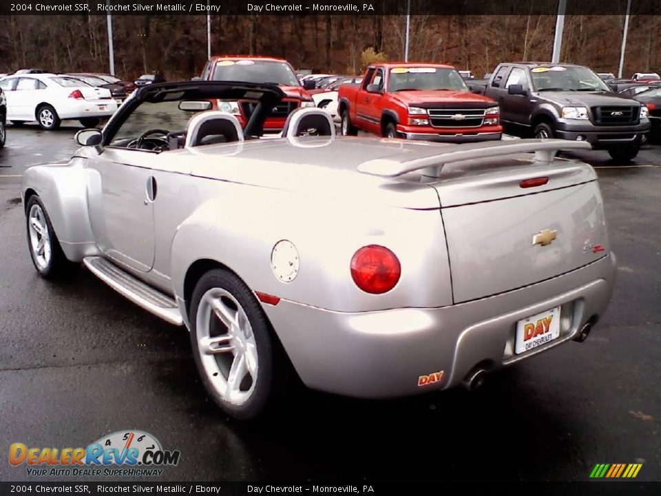2004 Chevrolet SSR Ricochet Silver Metallic / Ebony Photo #21